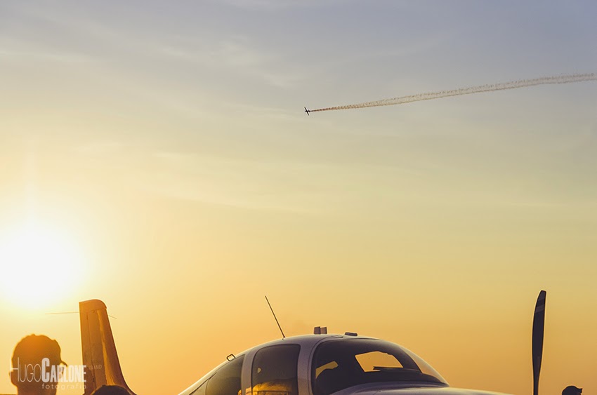 Pôr-do-Sol no Aeroporto de Maringá Pôr-do-Sol na 17ª Feira Internacional de Aviação em Maringá