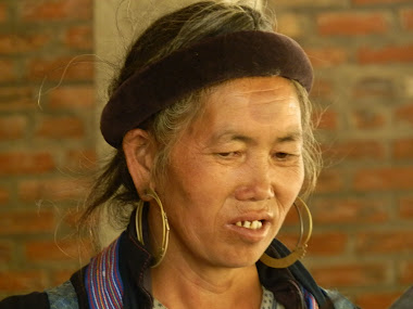 femme Hmong
