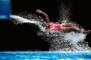 Βουτιά από τη νεροτσουλήθρα την κατάλληλη στιγμή!