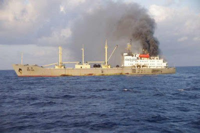 kapal terbakar