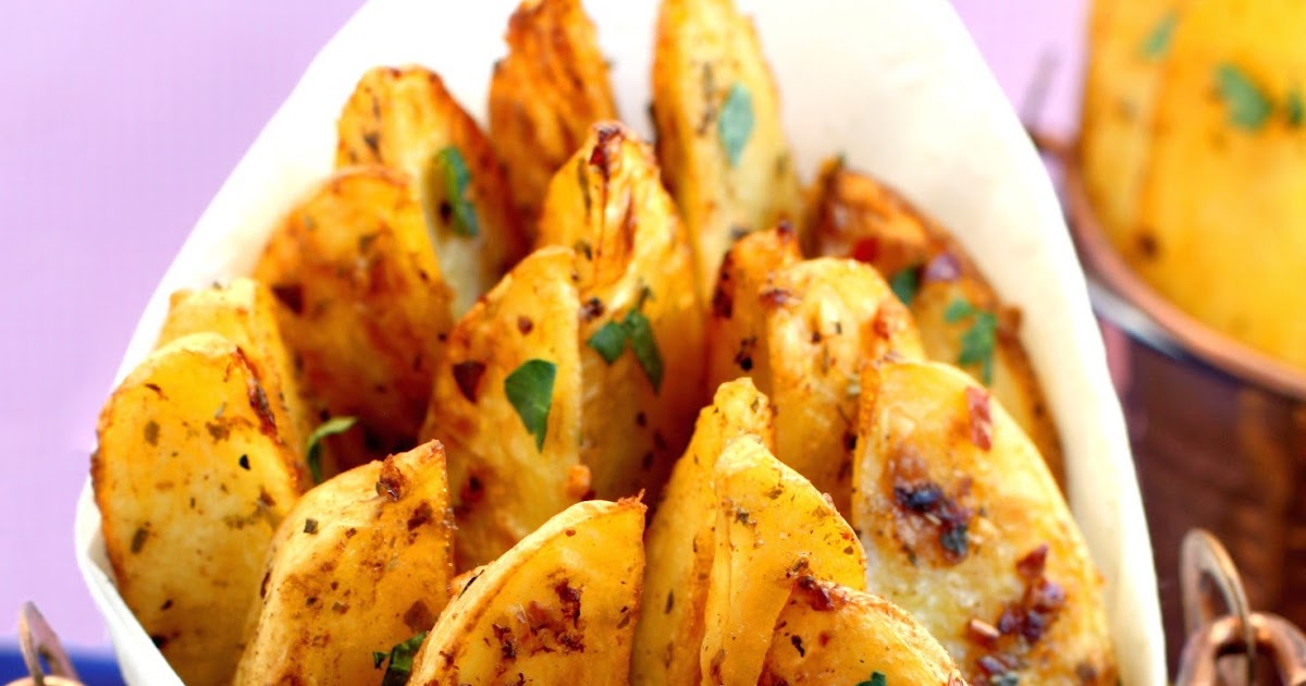 Cooking Thumb Baked Spicy Potato Wedges