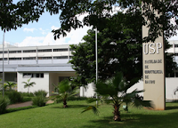 Faculdade de Odontologia de Bauru: FOB
