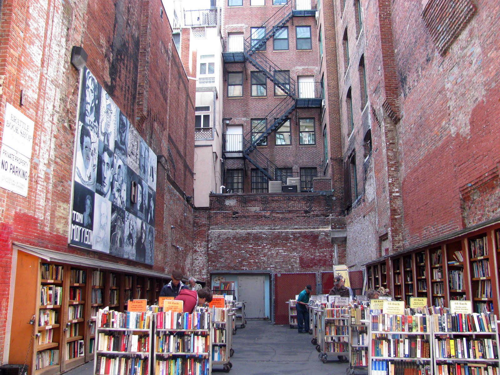 BLOC DE LLIBRERIES BRATTLE BOOK SHOP DE BOSTON