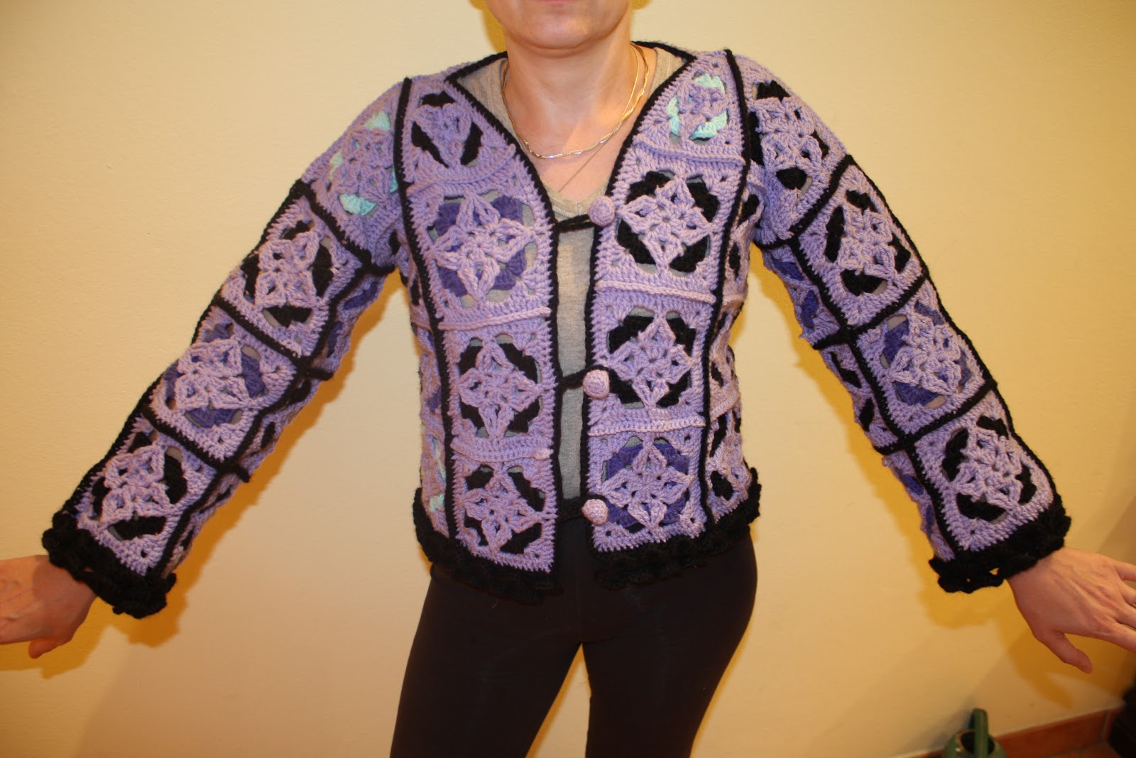 Oanacrochet Cardigan Fantasia Viola