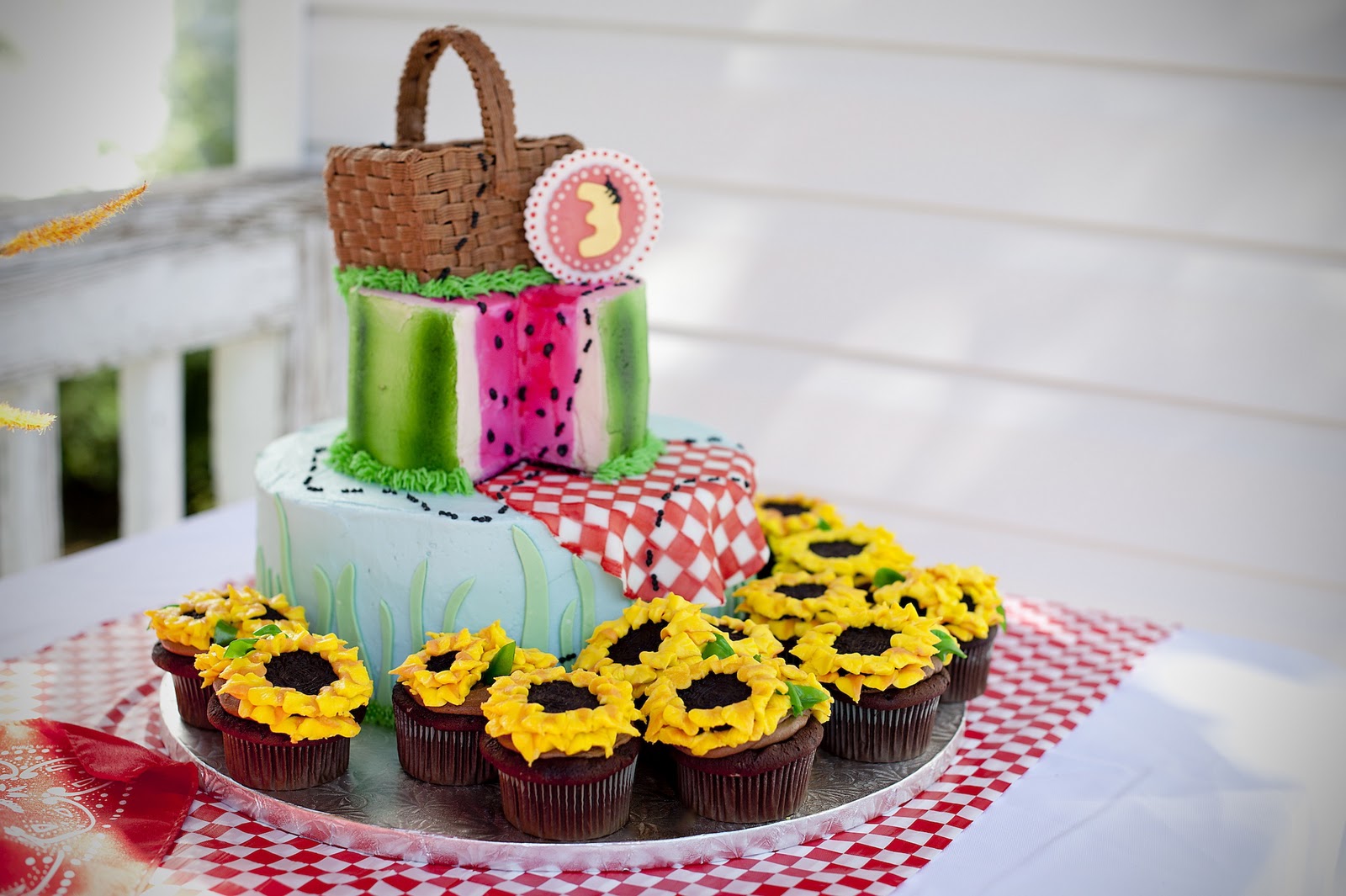 Picnic Theme Cake Tabitomo