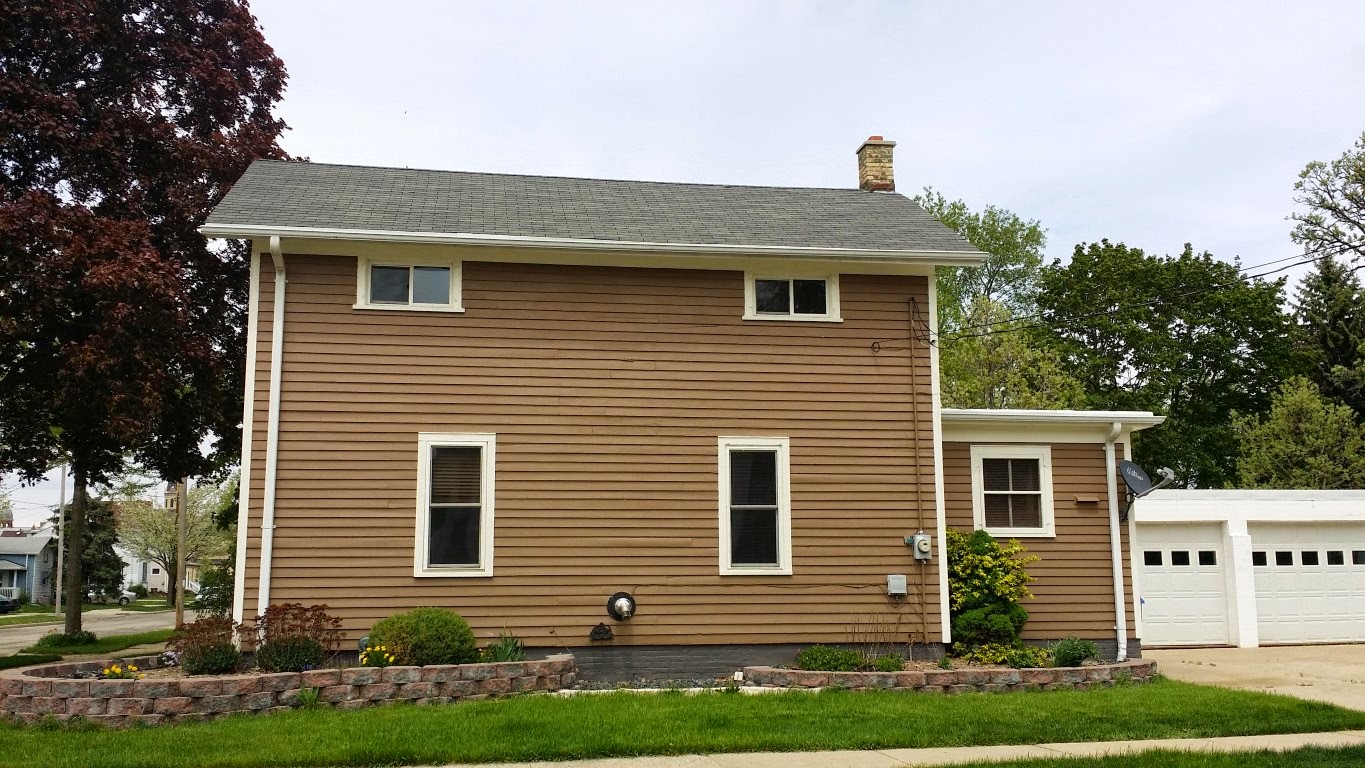 Wisconsin Living, Lakes and Real Estate News RE/MAX REALTY CENTER 2625672455 OPEN HOUSE this