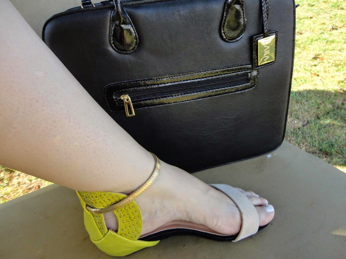 sandalia rasteira lara