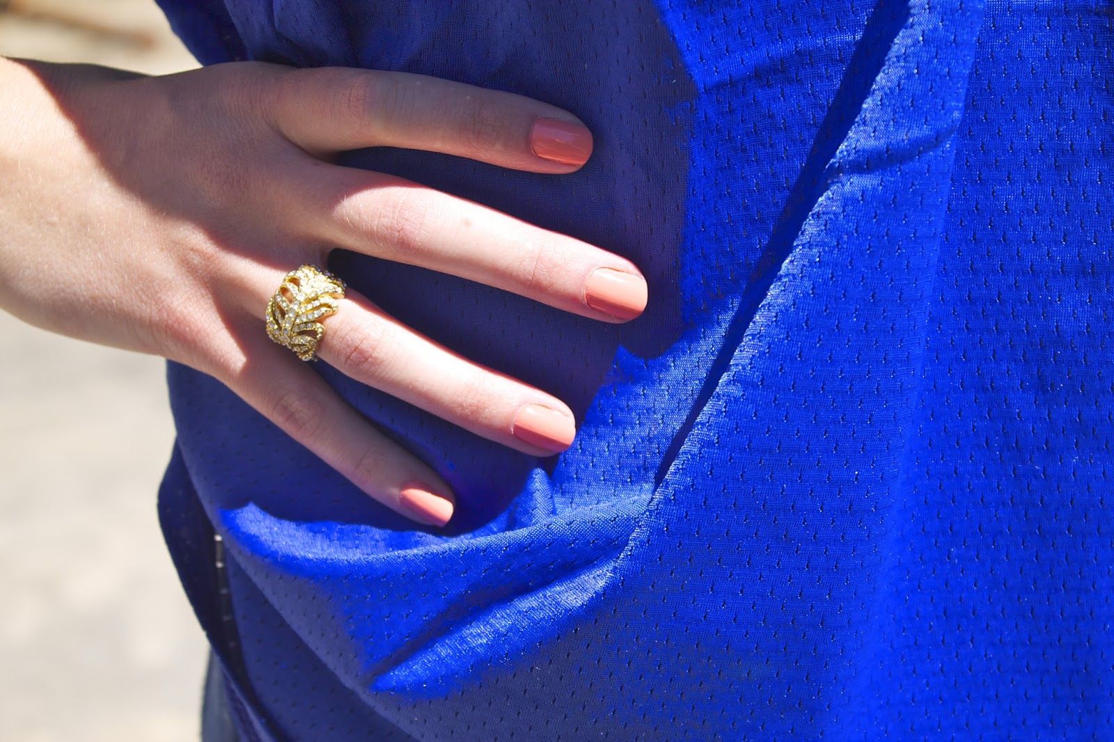 The Secret Style Hack Hidden Inside This Jersey Dress Is Unstoppable!