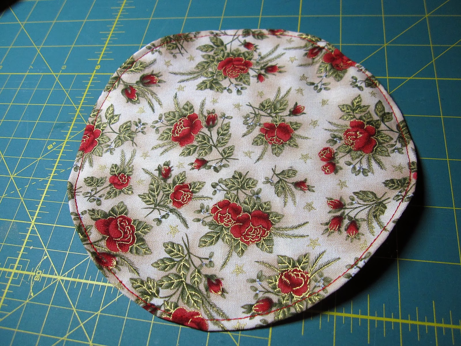 Createology Fabric Circle Ornaments...