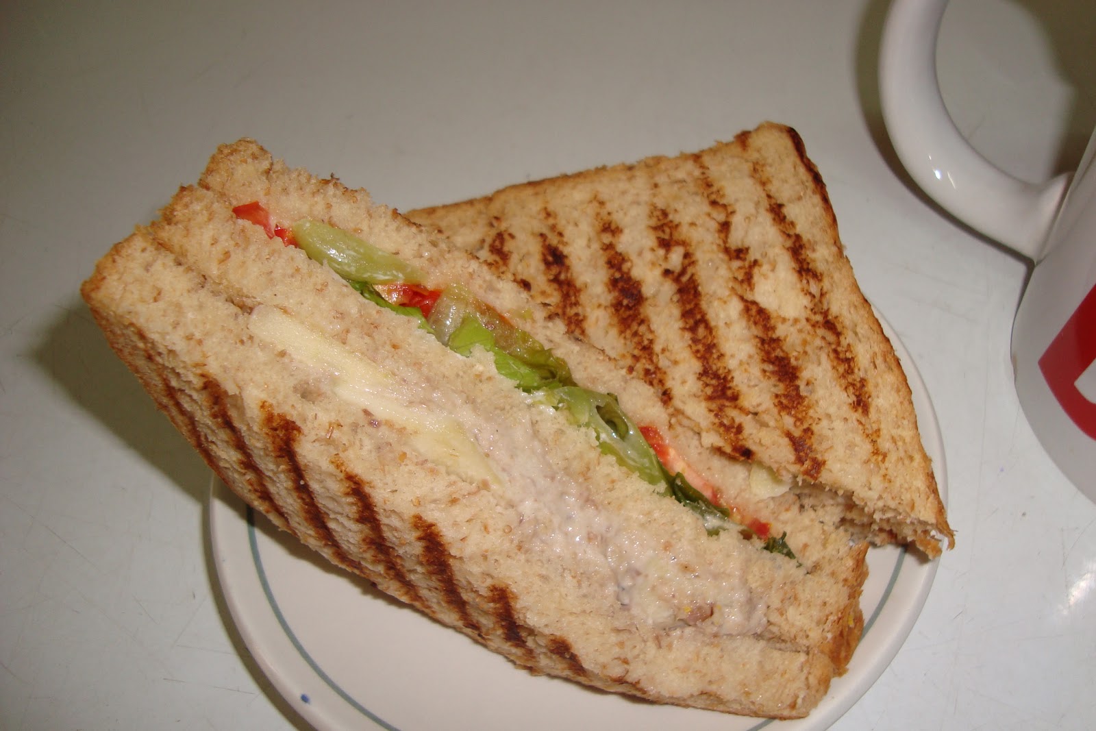 Dressed Food I Love Apple Tuna Sandwich