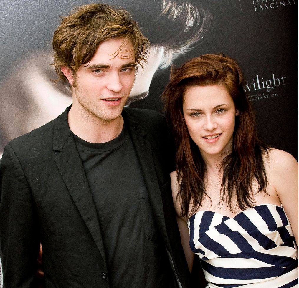 Kristen Stewart Robert Pattinson living together Robert Pattinson paří sám v LA!Kristen Stewart nechal doma!
