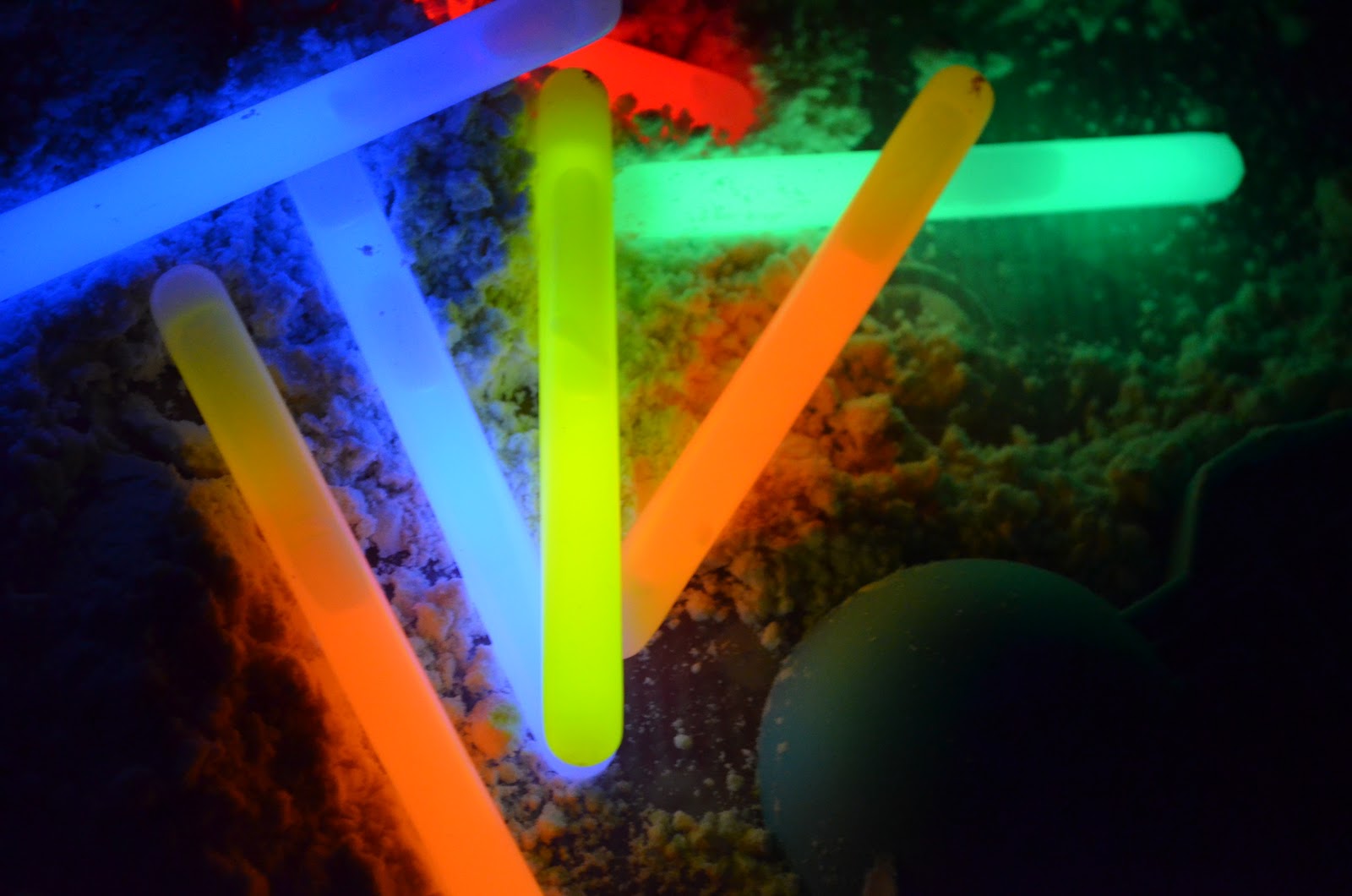 Tot Treasures Glow Stick Fun