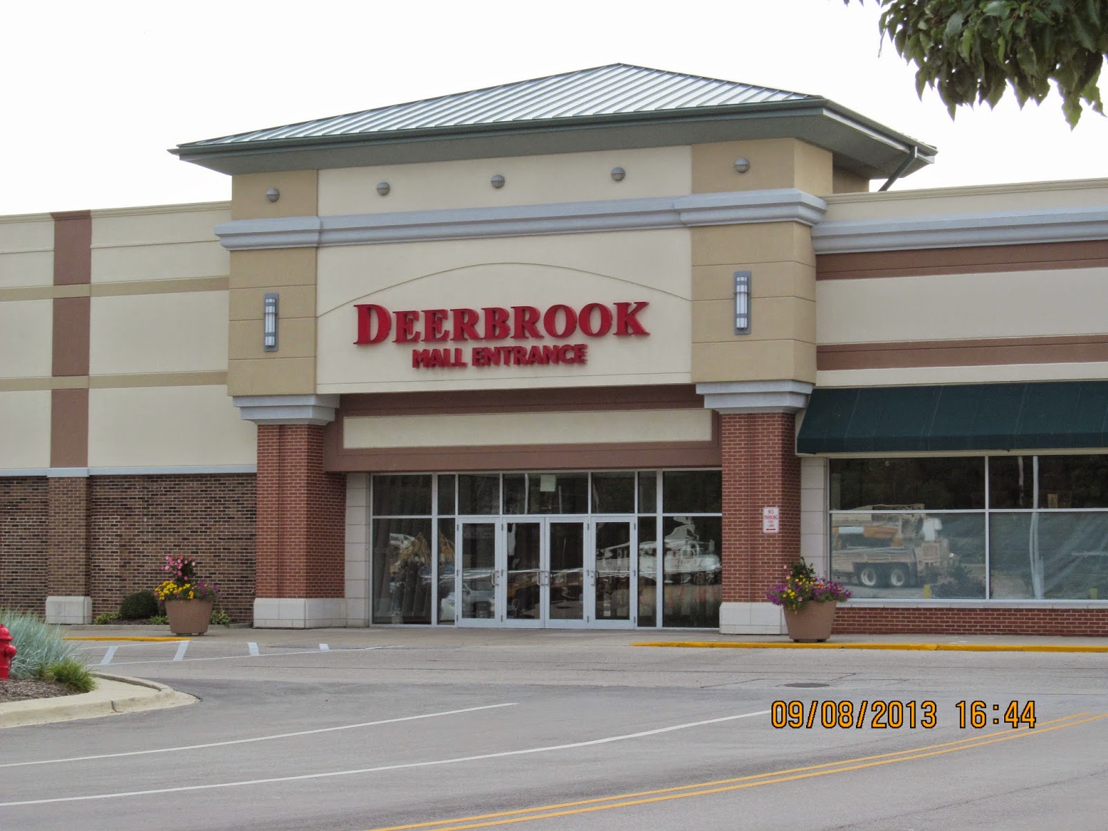 Trip to the Mall Deerbrook Mall (Deerfield, IL)