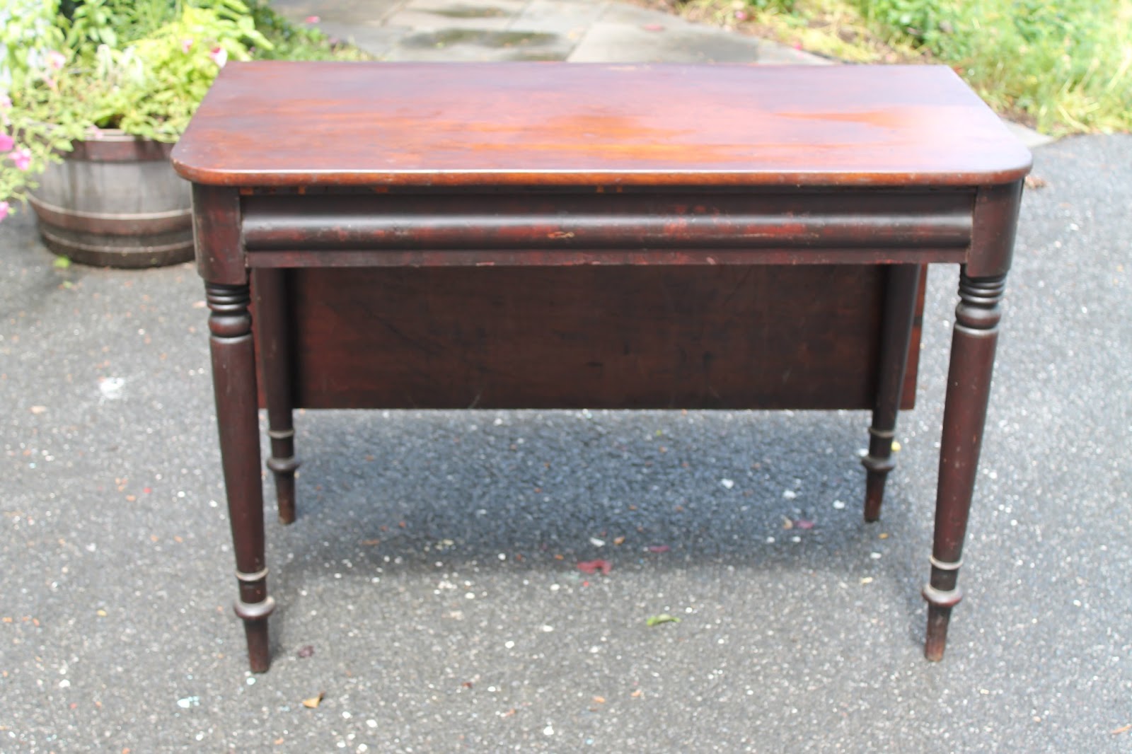 Elizabeth & Co. Writing Desk/Console Table