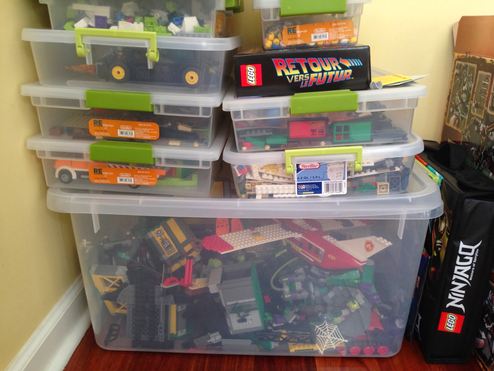 How to Store Legos… for easy access Daddy's in Charge?