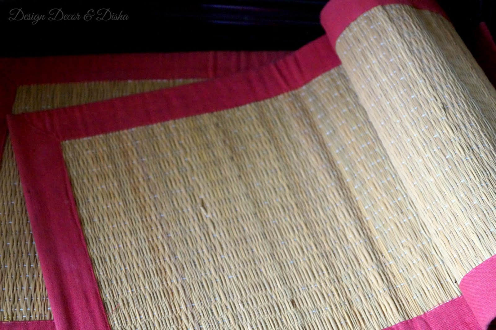 Design Decor & Disha: DIY Painted Bamboo/Grass Placemats Design Decor & Disha: DIY Painted Bamboo/Grass Placemats