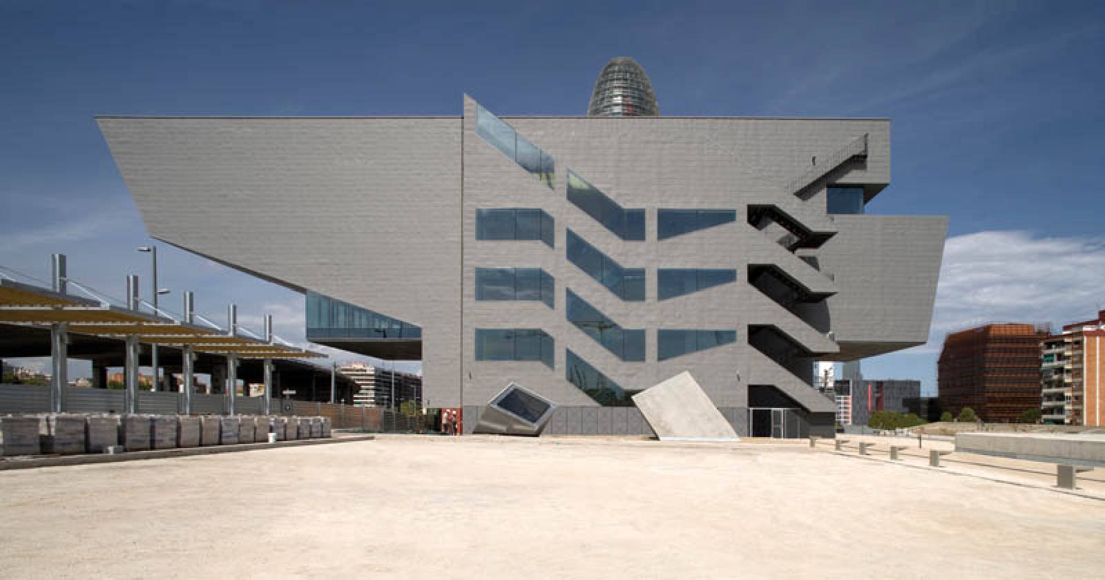 DHUB DESIGN MUSEUM BARCELONA BY MBM ARQUITECTES A As Architecture