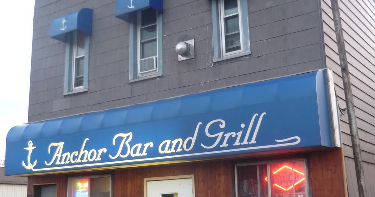 Smokin' Chokin' and Chowing with the King Anchor Bar and Grill