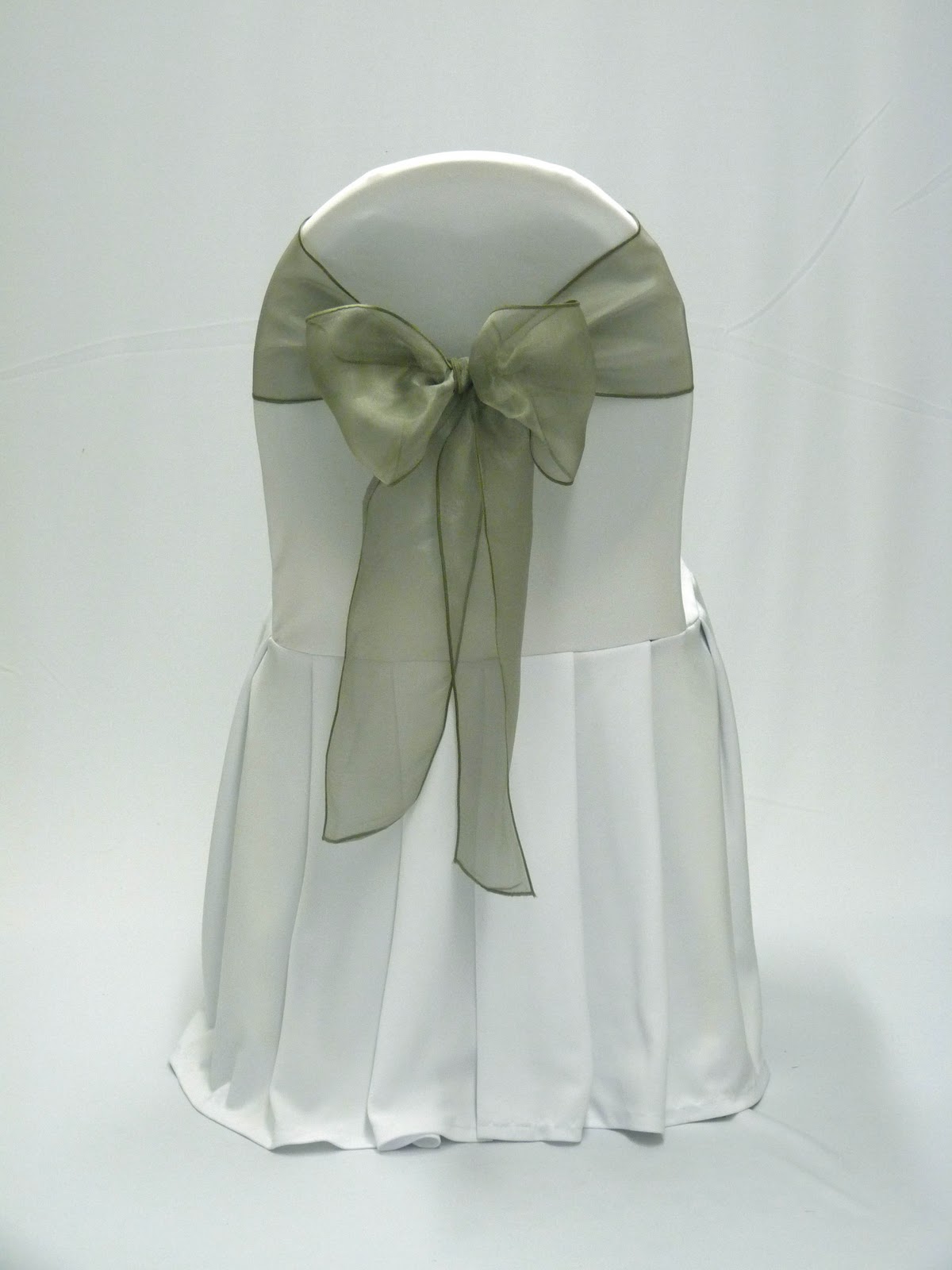 RENT CHAIR COVERS TORONTO. CHAIR COVER RENTALS.