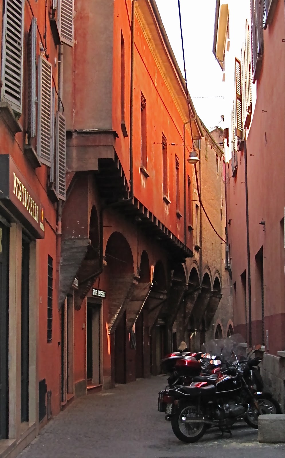 il nostro tempo in Italia I Portici