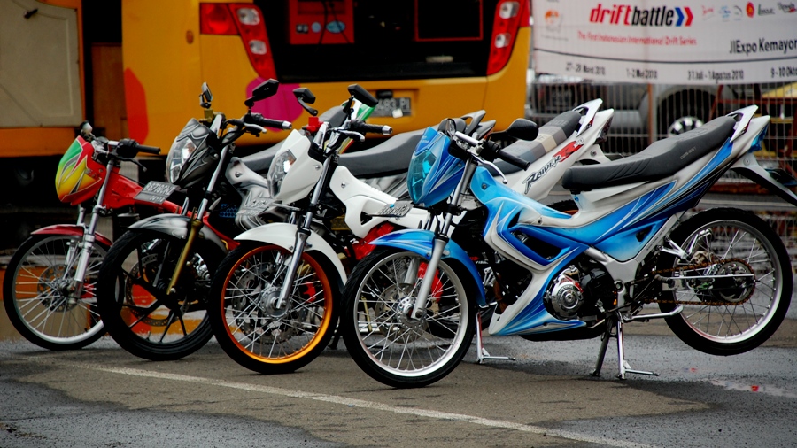 Modifikasi Suzuki Satria FU Terbaru dan Terpopuler