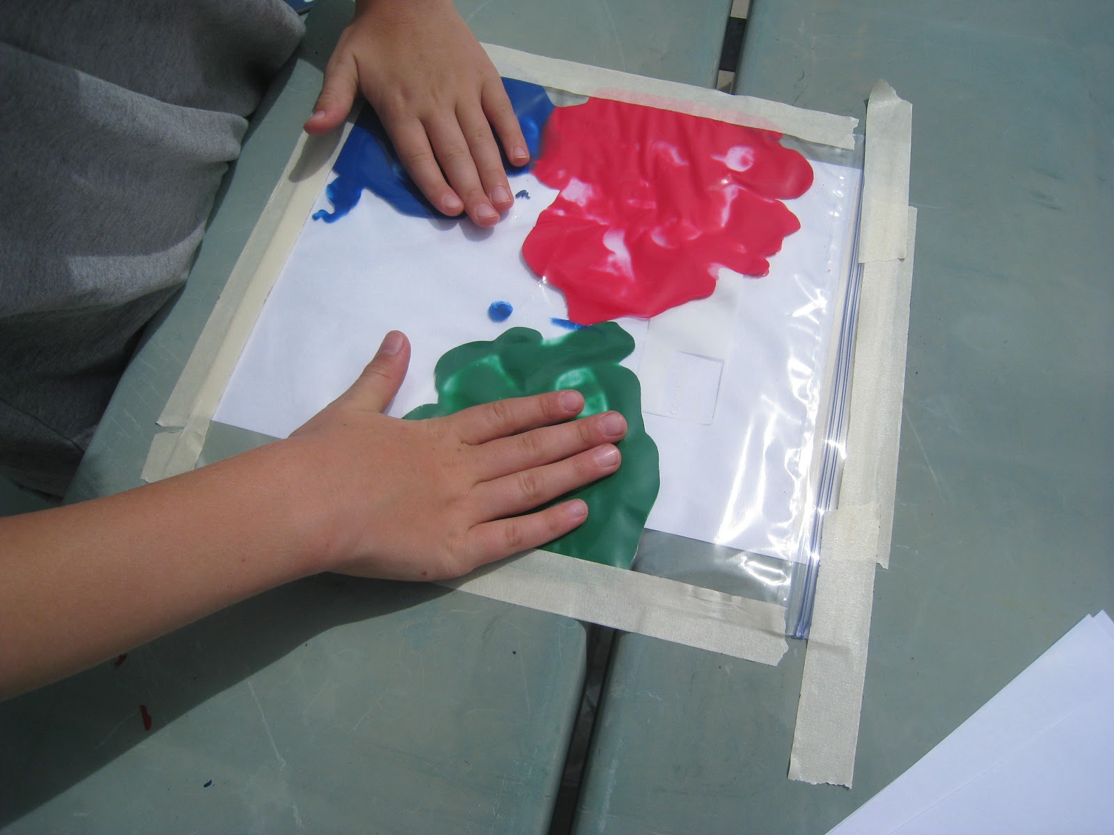 MessFree Finger Painting Teach Beside Me