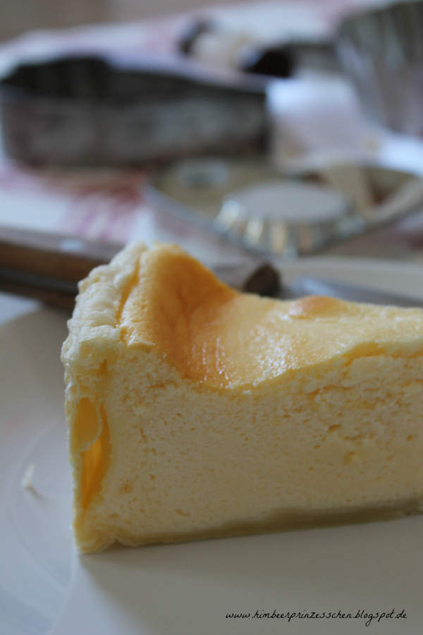 Betty's Käsekuchen Alles Käse Himbeerprinzesschen Tortenplatte Backformen Keksausstecher weltbester Käsekuchen Betty's Käsekuchen Alles Käse Himbeerprinzesschen Tortenplatte Backformen Keksausstecher weltbester Käsekuchen