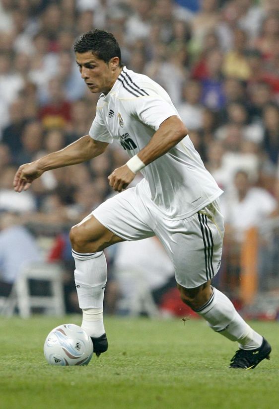 Best Celebrity: Cristiano Ronaldo Football Player