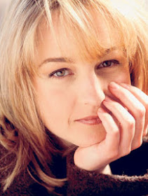 artis wanita berbogel