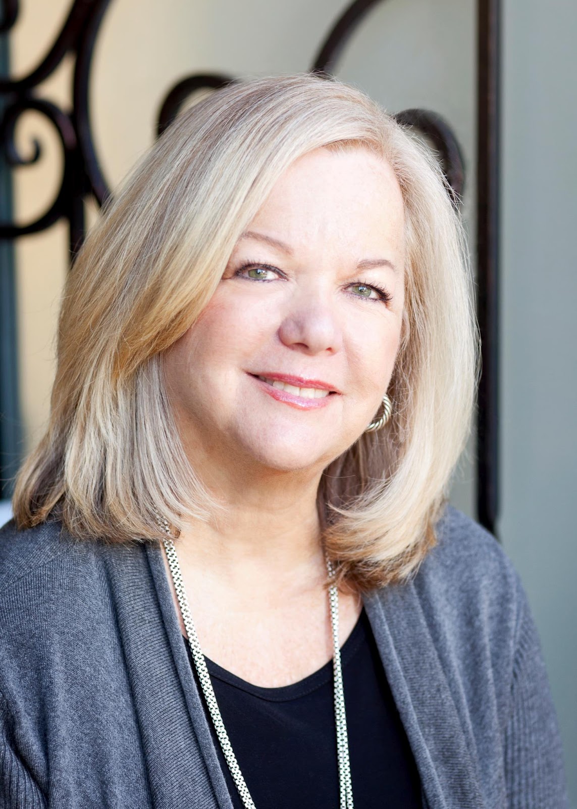 Carol Wolfe dishes on Bidding Wars in the Valley Rodeo Realty