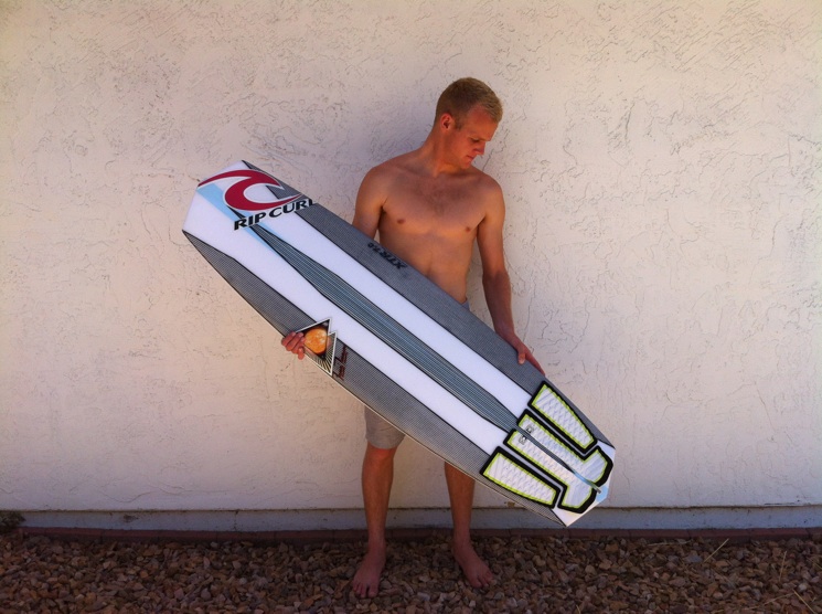 Tomo Surfboards STU arrives for US open