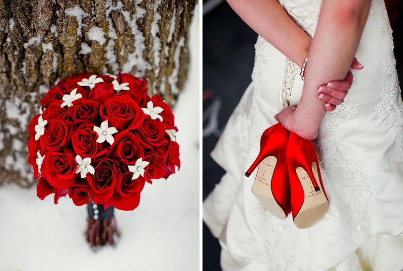 vestido de noiva com sapato vermelho
