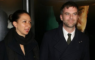 maya paul rudolph anderson thomas fourth brother child welcome congratulations reportedly welcomed looks order their some who cigarettes