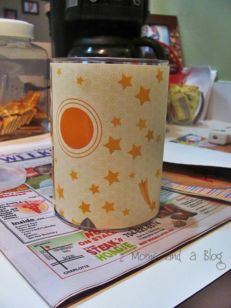 2 Moms and a Blog Upcycle Coffee can into cute storage canister!