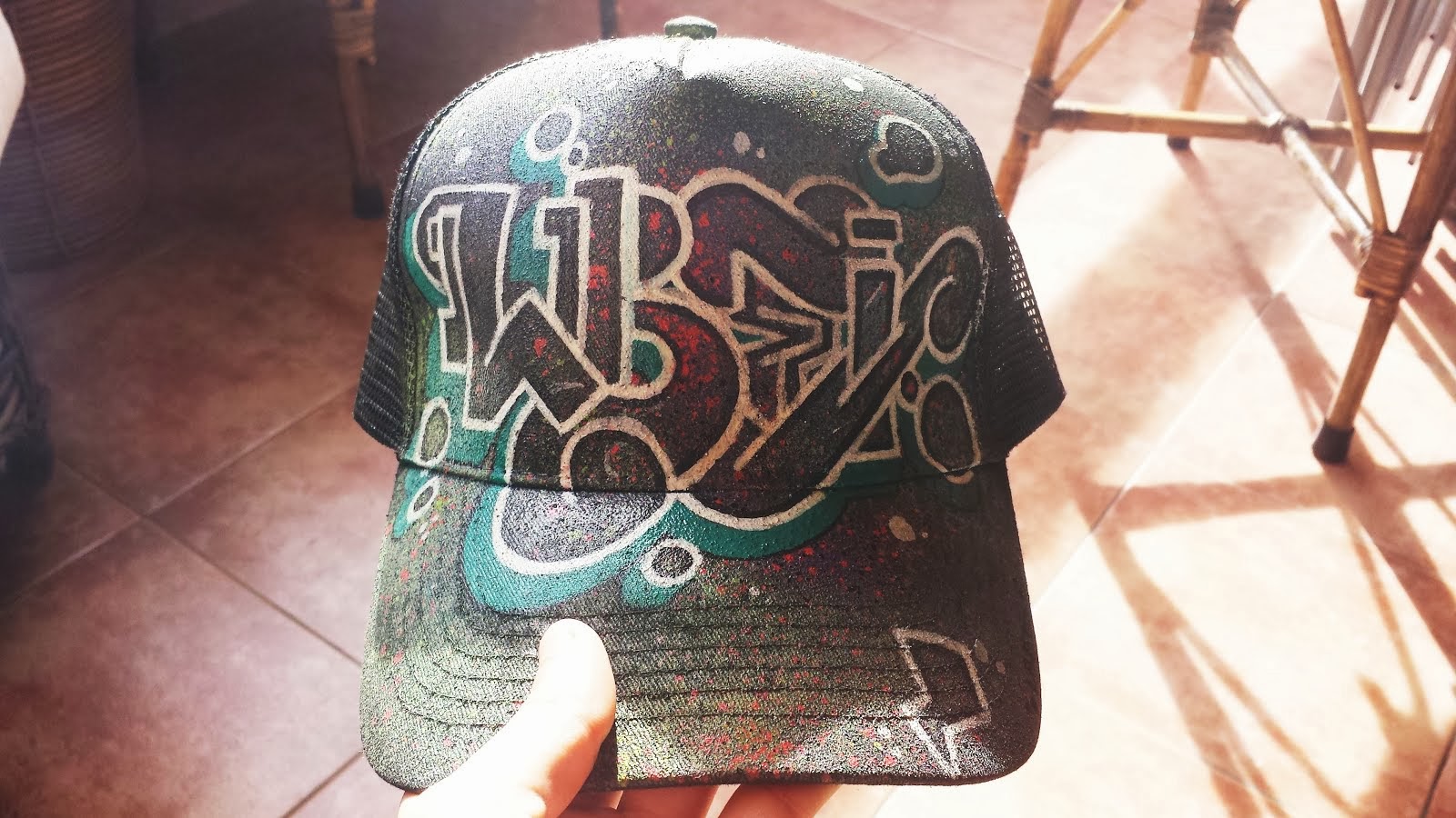 GORRAS y ARTICULOS CUSTOMIZADOS