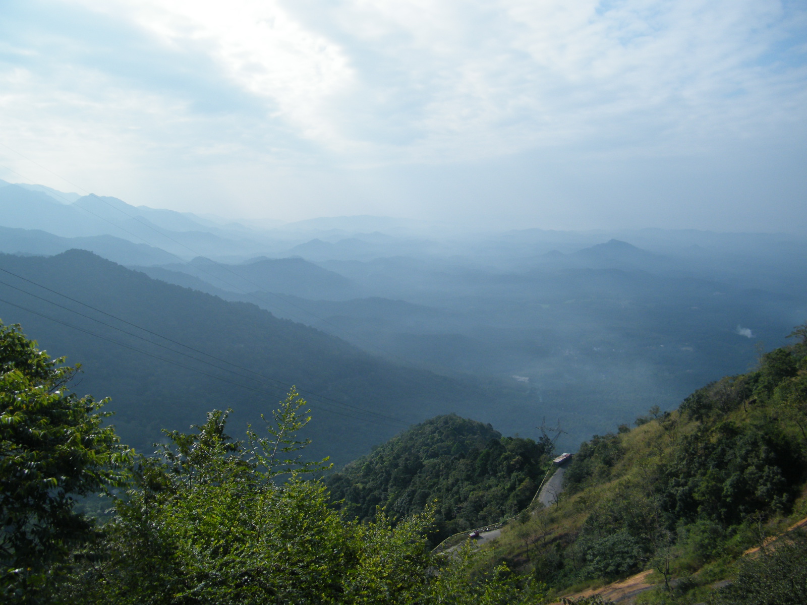 a travel to god's own state KERALA,INDIA THAMARASSERY CHURAM WAYANADU