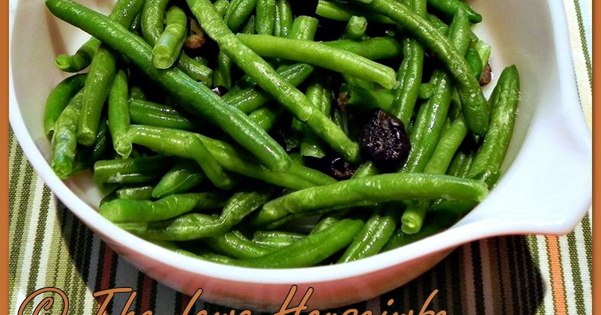 The Iowa Housewife Green Beans with Olives