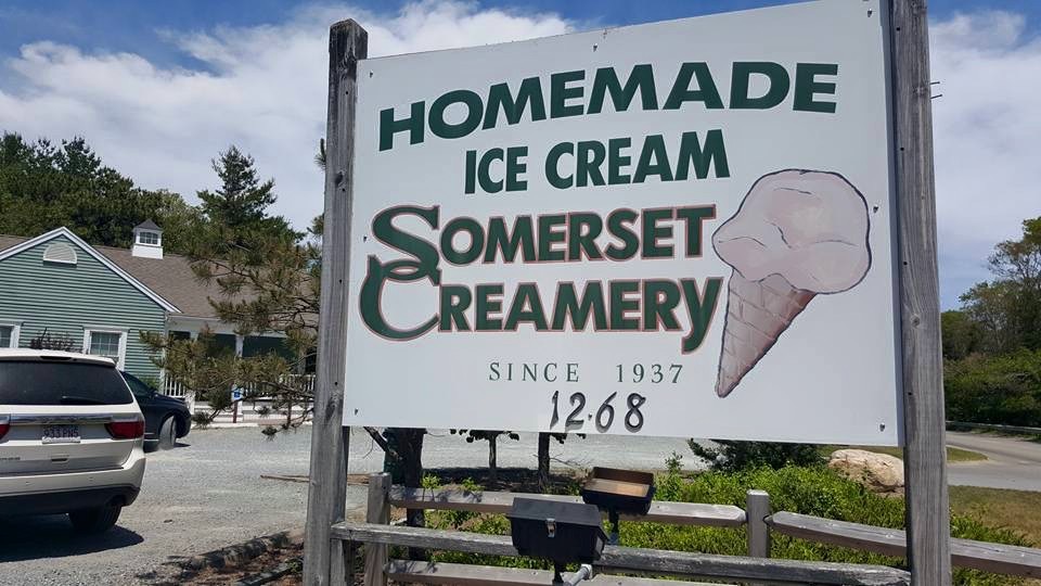 Run Jen Run Cape Cod Ice Cream Tour Stop 1 Somerset Creamery