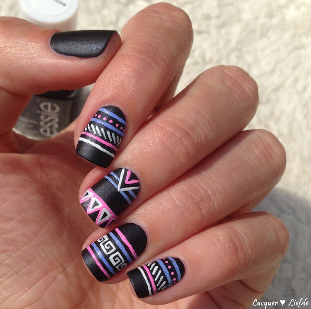 Chalkboard Tribal Nails with Essie Spun in Luxe Chalkboard Tribal Nails with Essie Spun in Luxe
