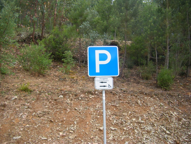 Zona de Parque de estacionamento para Deficientes
