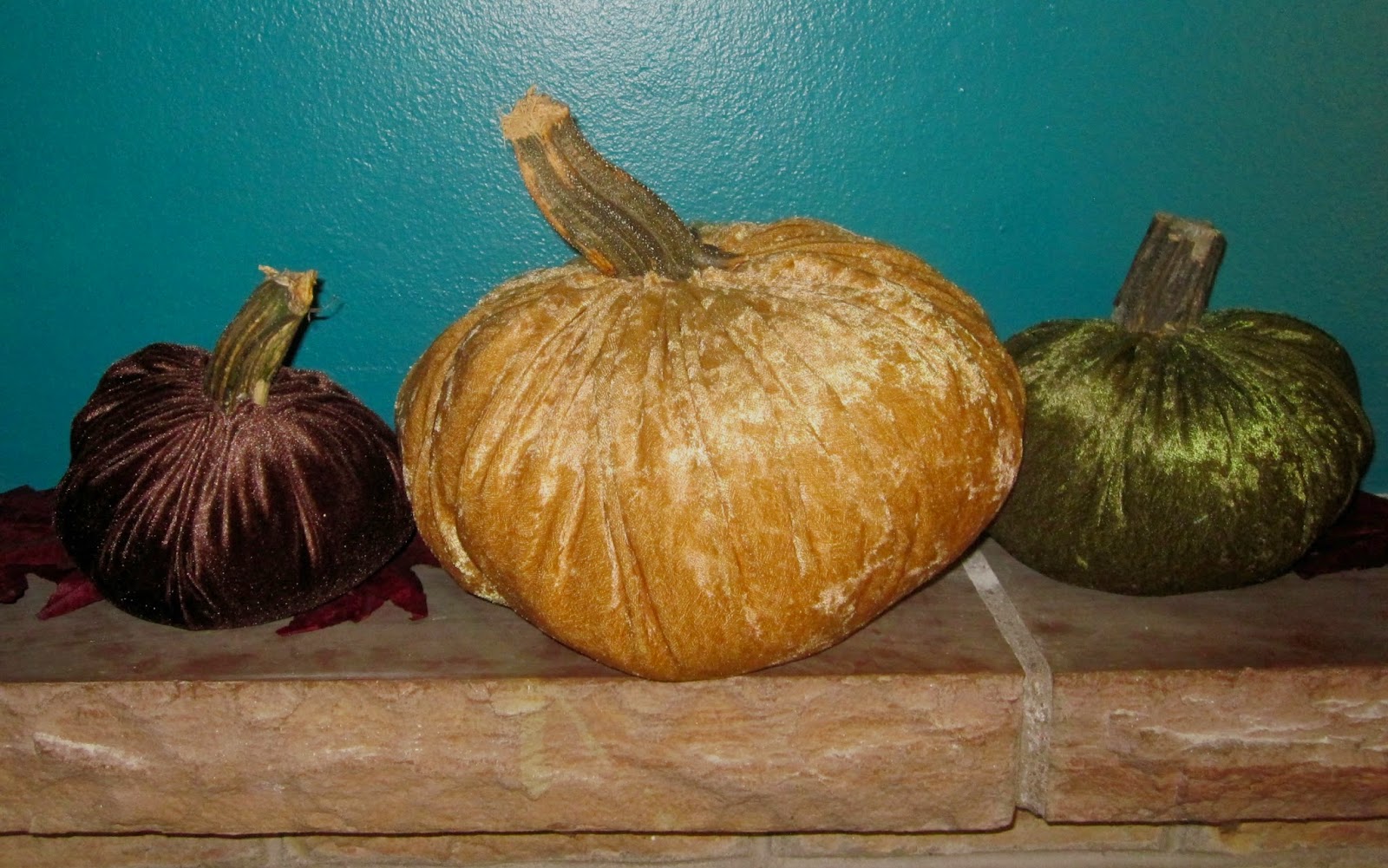 Mess of the Day Velvet Pumpkins at long last