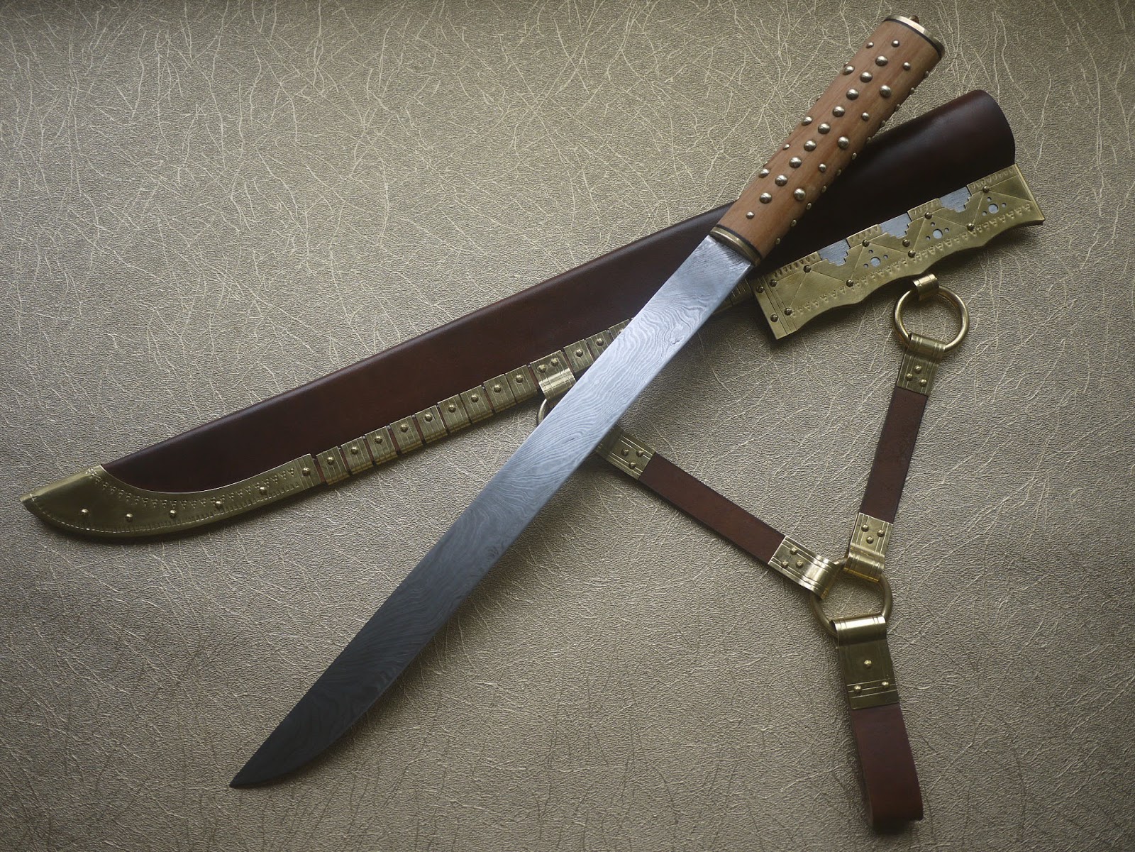 Audhumbla Birkastyle knife with studded handle