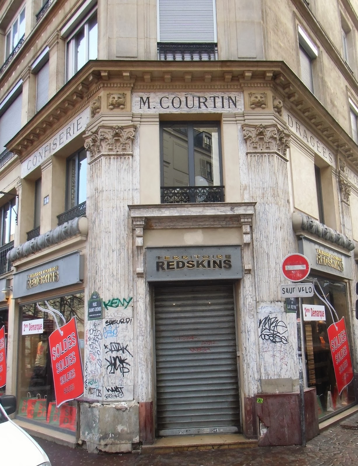 Laërte, le père d'Ulysse Rue Saint Denis, PARIS 1er arrondissement
