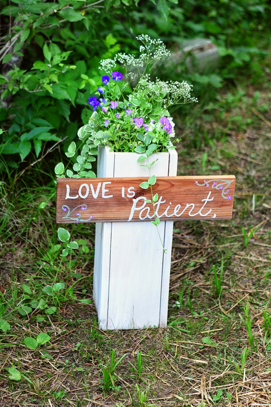 Romantic Country Living DIY Rustic Bible Verse Flower Planters