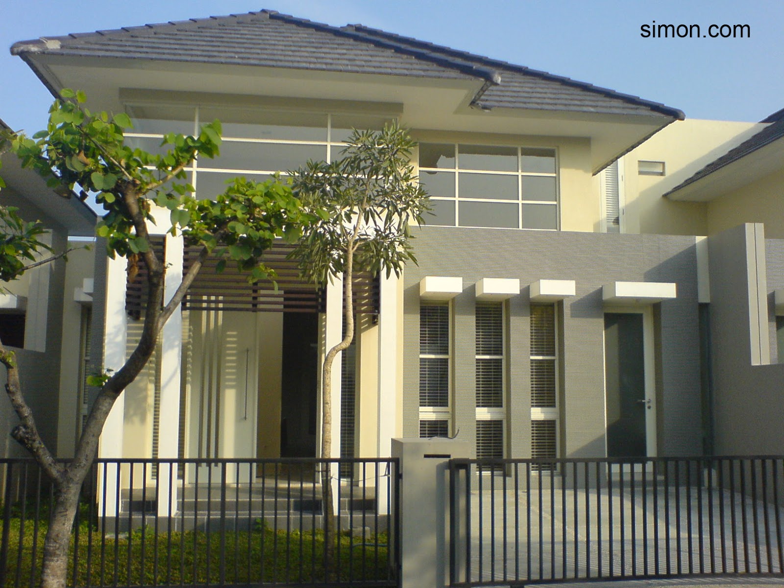 Dijual/dikontrakkan rumah baru, daerah elit RIVERSIDE Malang - Jual