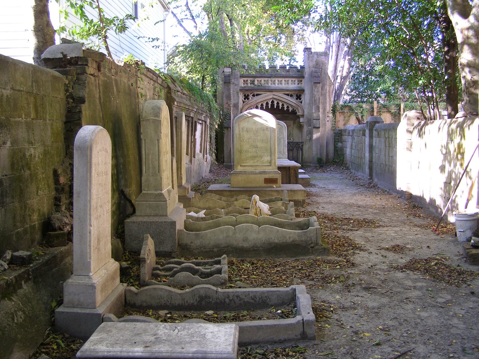 Window on America… historic Jewish cemetery in Charleston, South