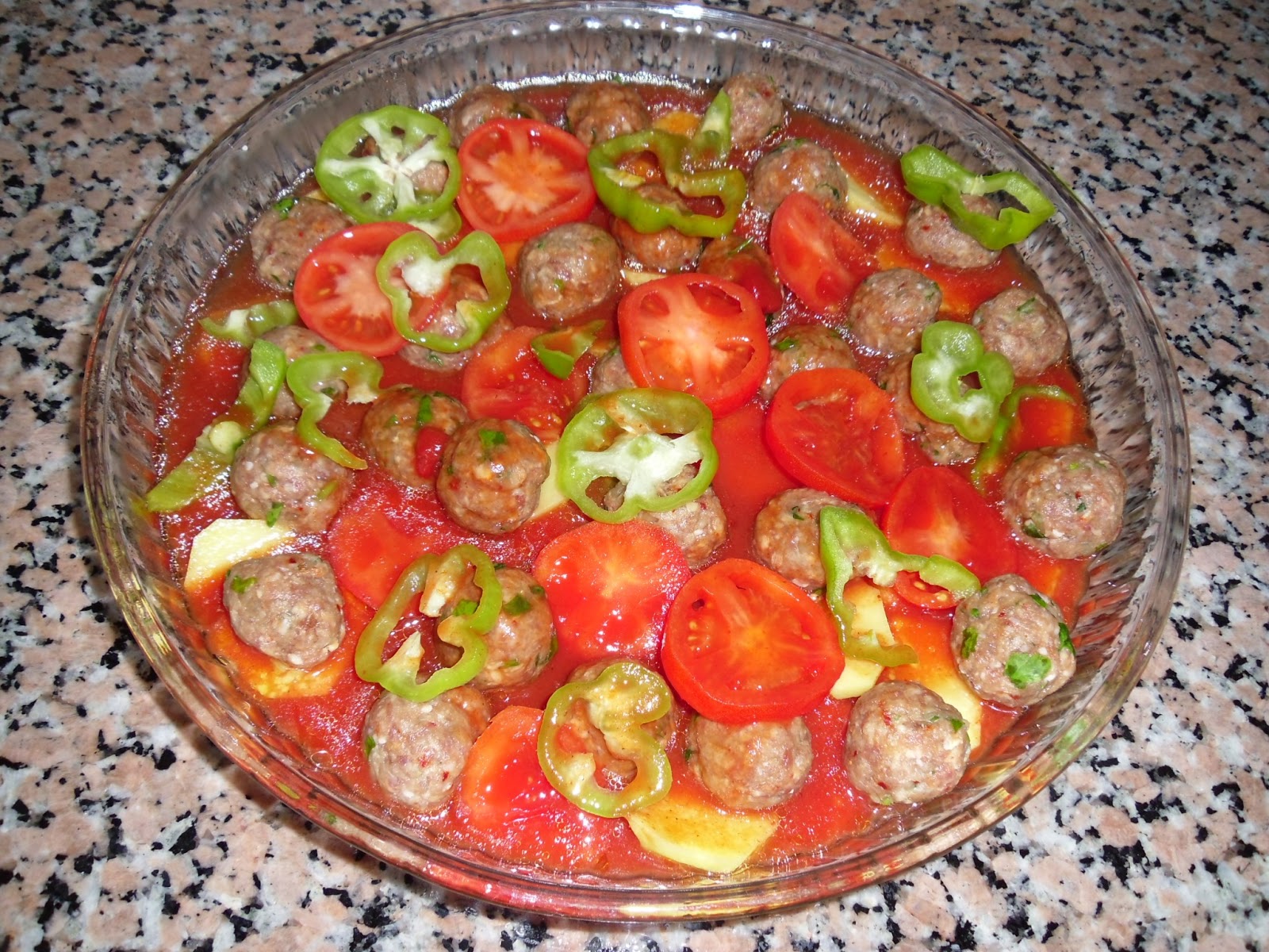 Asumanın Mutfağı Fırında Patatesli Et Köftesi