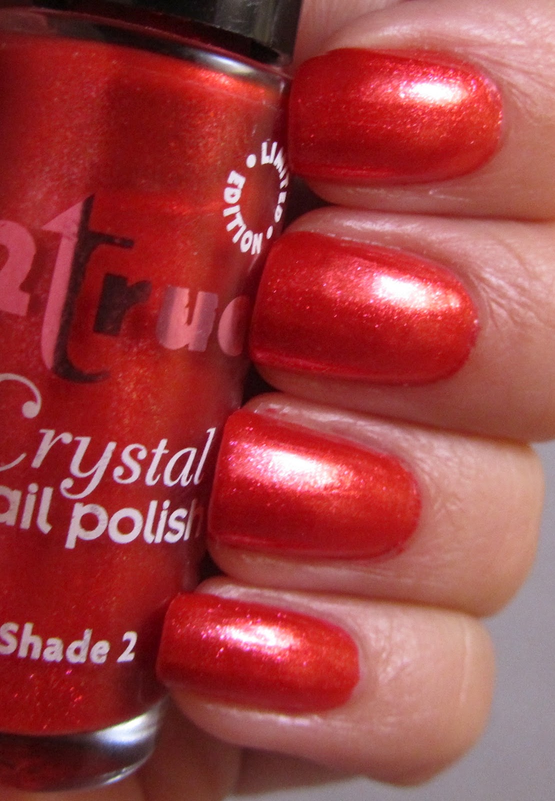 Glitter Mountain 2 True Crystal Nail Polish Shade 2 Vampish Red