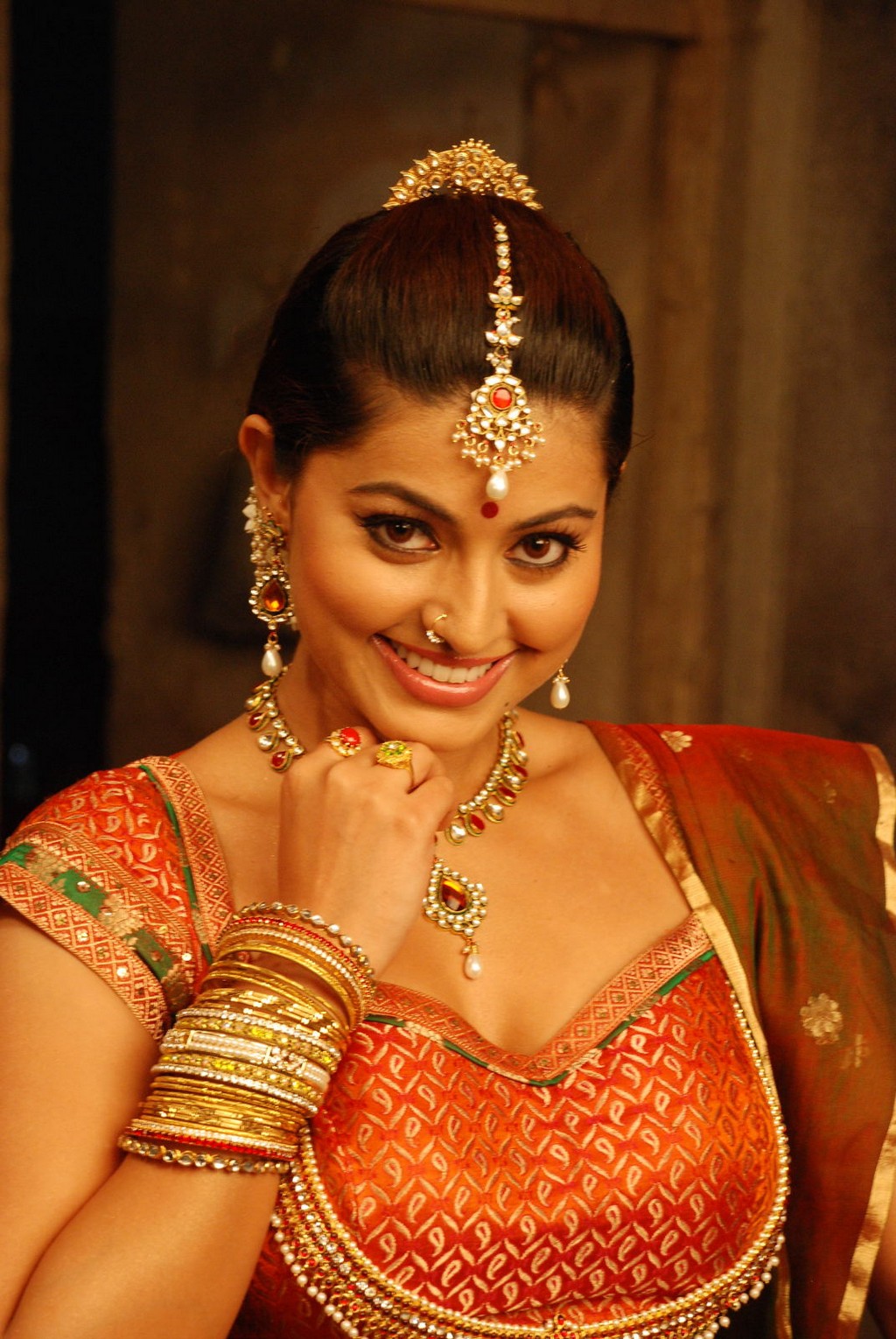 Tamil Actors Unseen Photoshoot Stills: Actress Sneha Hot Photoshoot