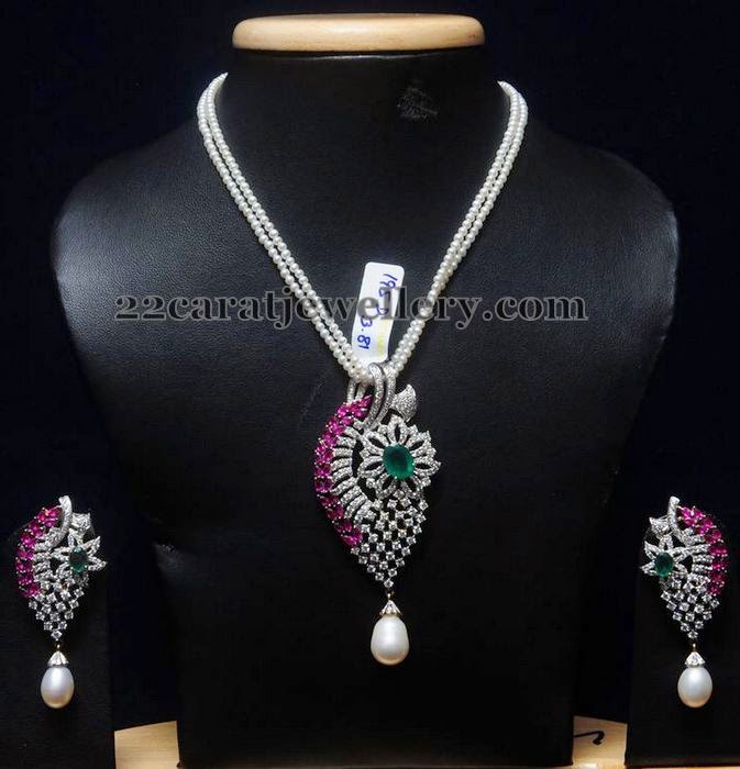 Diamond Shimmer Locket Earrings Jewellery Designs